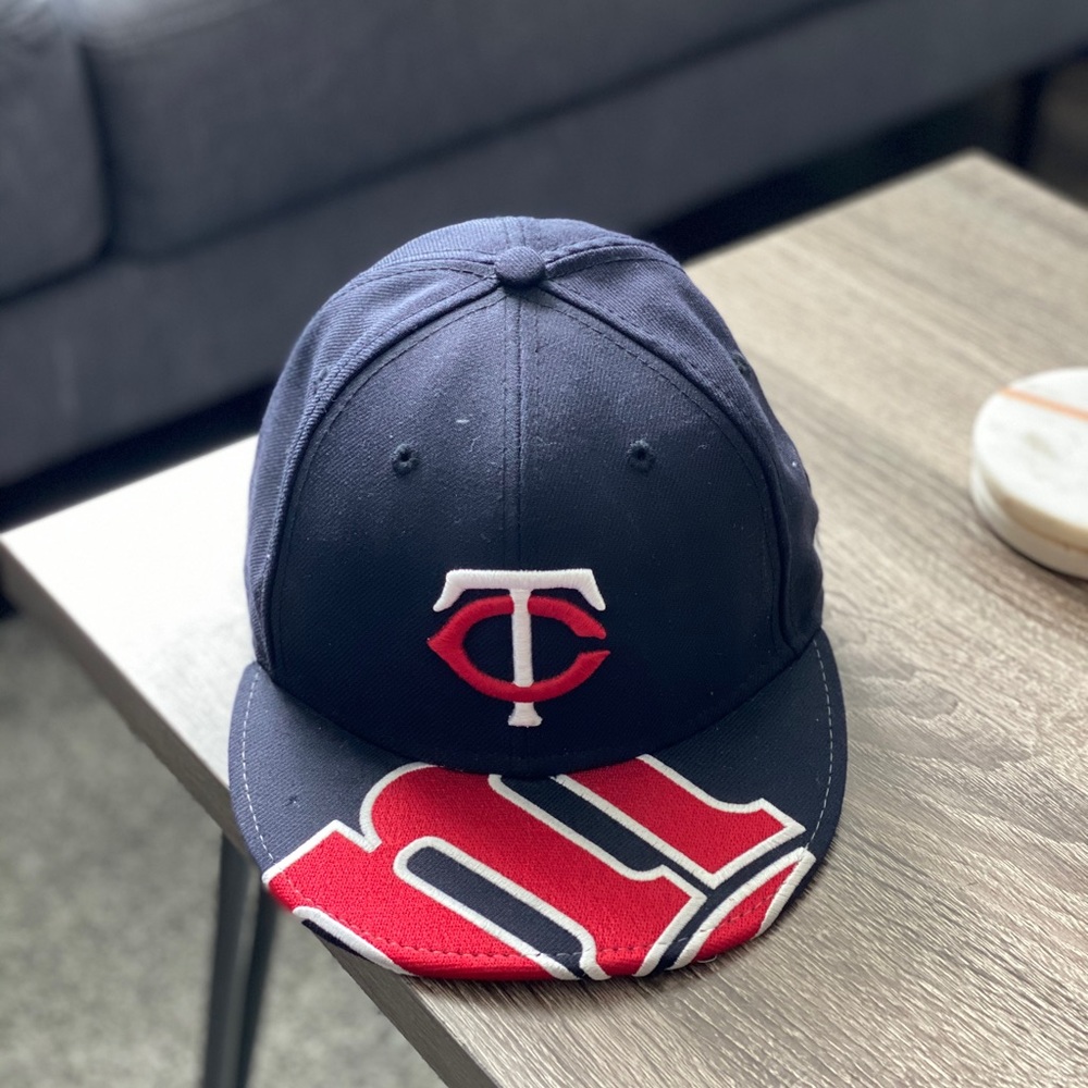 New Era Minnesota Twins Fitted Hat